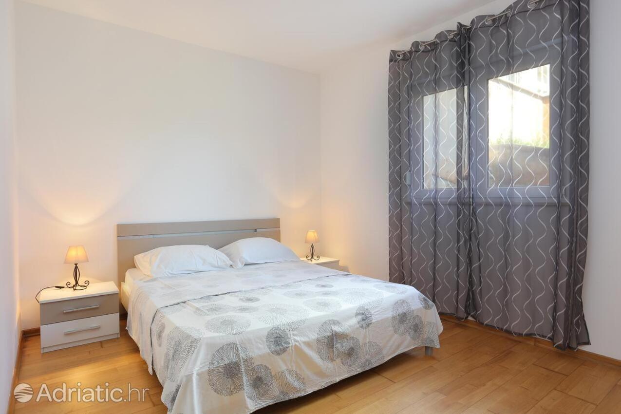 Deluxe Apartment Bagaric Trogir Exterior foto