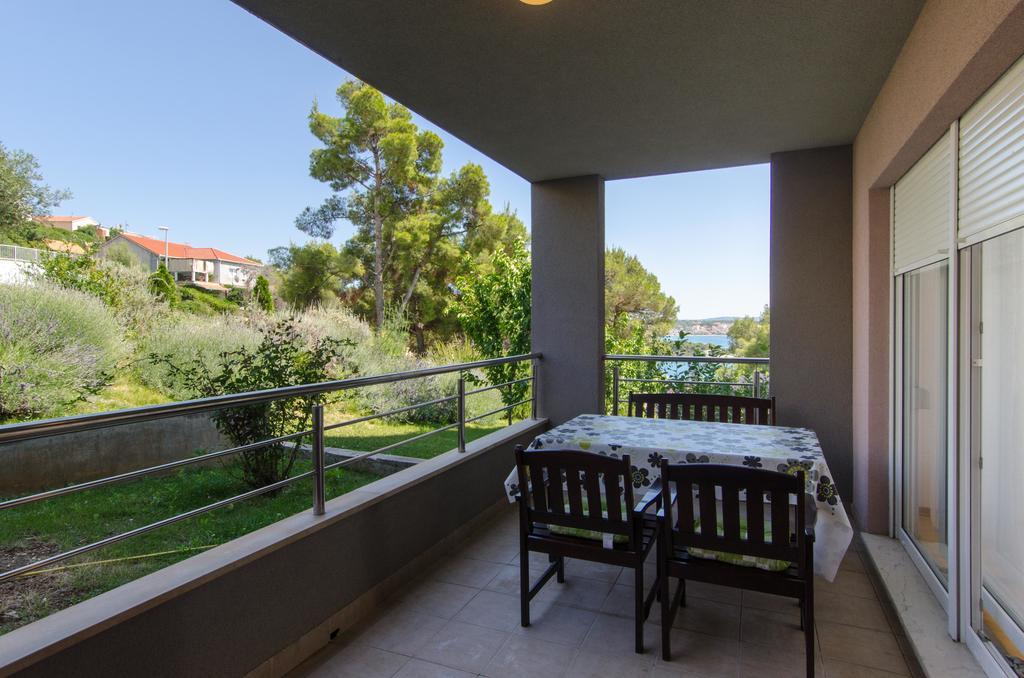 Deluxe Apartment Bagaric Trogir Quarto foto