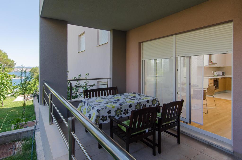 Deluxe Apartment Bagaric Trogir Quarto foto