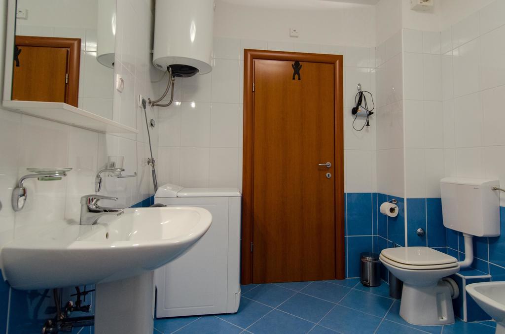 Deluxe Apartment Bagaric Trogir Quarto foto